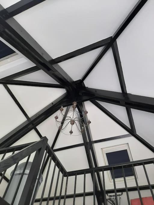 Vrijstaande Recreatievilla Met Ruime Omheinde Tuin Posterholt Luaran gambar